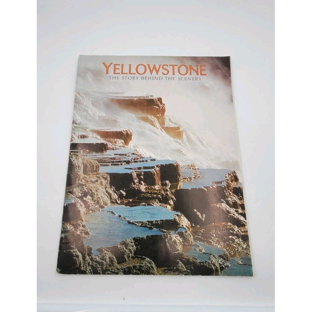 Vintage Yellowstone : The Story Behind the Scenery by Hugh Crandall 1977 PB